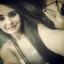 ..RÁ ,, de falsidade eu to suavê !
{ então nem vem pagando de pÁ que aQii não colÁ (yy*