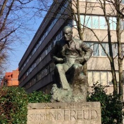 佐柳信男（Nobuo R. Sayanagi）