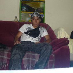 ALEGRE , DIVERTIDO  , SUPER AMIGUERO , Y UNA COSITAS MAS 
SIGUEME Y SABRAS MAS DE MI    :)   !!