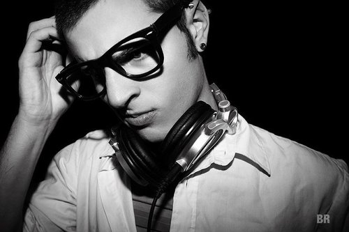 St. Louis born and raised. EDM/Radio DJ.