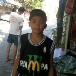 AlvinAgcaoili3's profile picture. A person who truly loves you will never let you go or give up on you, no matter how hard the situation is.♥♥