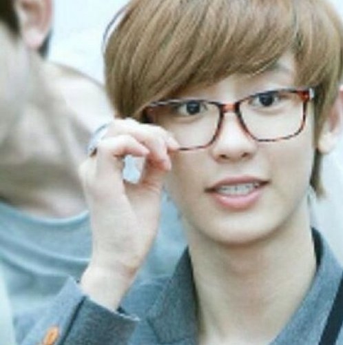 we are1！
안녕하세요~EXO-K찬열입니다^^