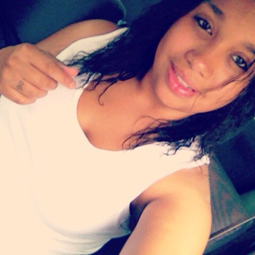 im just that girl you wanna get too know .. yaknow