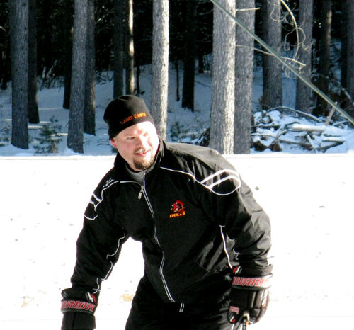 NYR, Ottawa Redblacks and NASCAR Fan. Captain of the Lager Dawgs hockey club