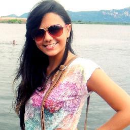 Viva... Sem pensar nos problemas, pois Deus já tem uma solução para eles! :) ♥♥♥... ♕♞♔