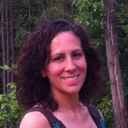 Christian, wife of 1, mom of 3, homeschooling, music loving living life girl!