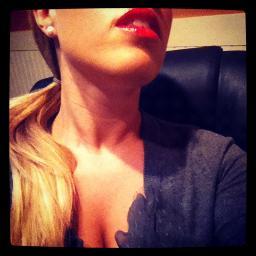 mizblondeliz's profile picture. 