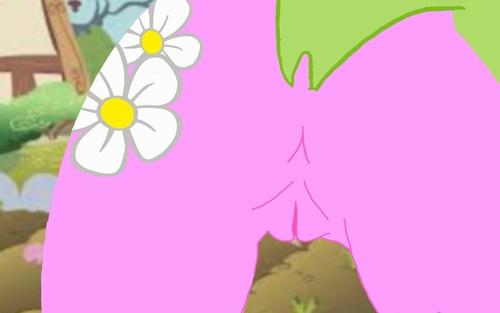 I sell pots and pans for a living but in my down time I love tending the garden with Roseluck and Lilly ((#Hedonist 18+ RP))