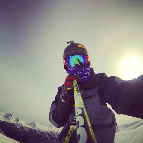 santilm's profile picture. 