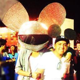 Manolo_08's profile picture. 