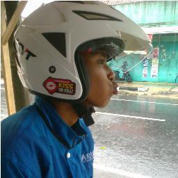 Jalani terus roda kehidupan walau berat kau rasakan :) add fb me  Aji Sagga Pramono  SALAM .*_*Peace Love Unity Respect ..