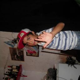 Pipivr's profile picture. mi mamá es lo mas - @Juulirocha .