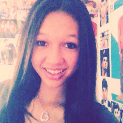 Hi im Emily. ✌ English/16/live in nz Follow me churr. ✌
