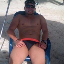 theguerrero28's profile picture. Adicto al Gym, comer sano. estar informado, practico Natacion. Lo demas averigualo