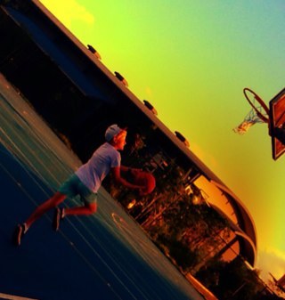 Hi i love rugby and basketball my fav team is miami heat and brisbane bronkos i live in australia