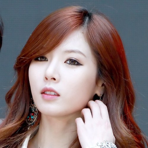 ＊4minute HyunA bot＊ハグ魔だけど許してね?みんなを幸せにしたい。ぎゅってして…♡