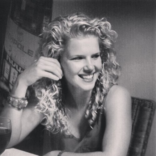 TessavanH's profile picture. Communicatie/PR voor @BONTjongtalent en de Festivakmannen & vrouwen
Reisleidster bij K-jak 
https://t.co/NeVU7Rcpsh 
https://t.co/9yHW6btBER