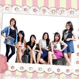 We are six attractive ladies she is @alithisti @astrinoviani @ucansp @hernaaaF@davitadea @yunika_agnas | @JY_LPKIA & @kreakam★