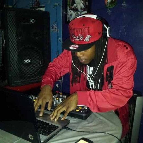 One of the realest Young G's out cheaa!! Love to chill with positive people and a great Dj  booking Kgizzle300ent@gmail.com one of the hottest in the south