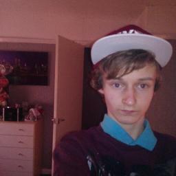 //hi im callum, i follow back,chesterfieldfc artic monkeys,modestep tweeted me 02/5/2013\\ example // bastille // @Imfabyournot_x is fab xo