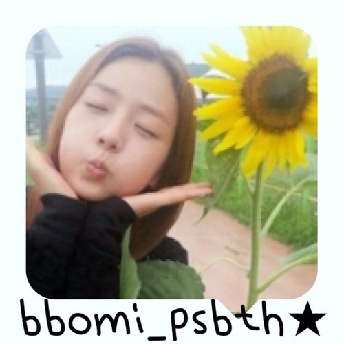 แอครองของ ↠ @_bbomiPFx อยากฟอลแบคฟอลกลับไปที่แอคหลักนะคะ~