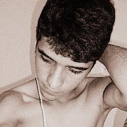 Palavras até me conquistam temporariamente, mas atitudes me ganham ou me perdem para sempre...!!