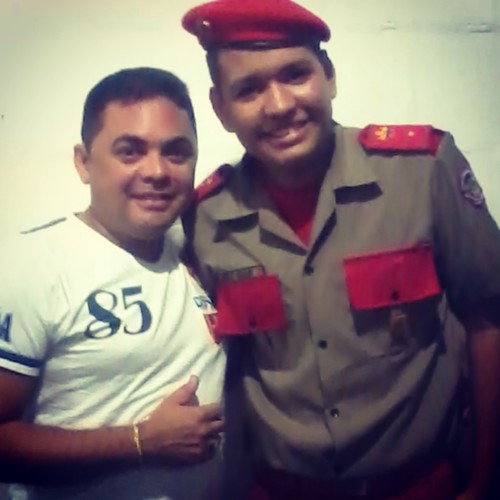 Personalidade é muito mais que roupas, acessórios, musicas e girias. Personalidade é caráter, atitude, e é o que falta em muita gente.