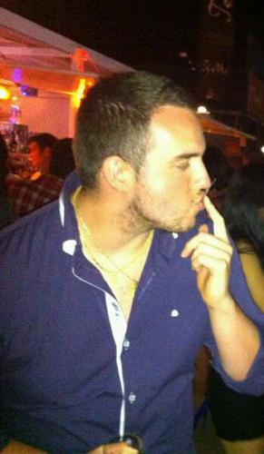 piterlou's profile picture. La muerte no es la salida a ninguna solucion, es el final de todas las opciones