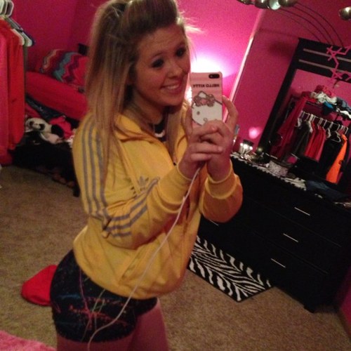 KenzieStrong's profile picture. 