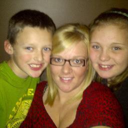 CharCharLynn123's profile picture. 