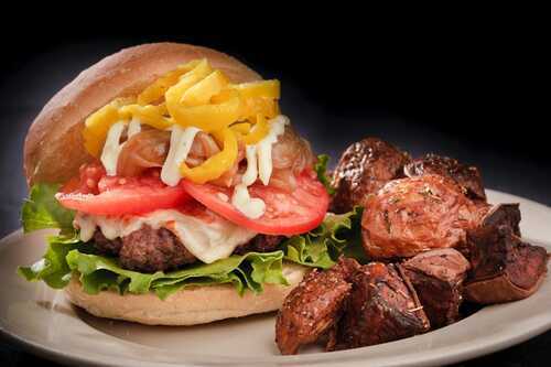 Burgers and Sandwiches and Salads, Oh My! « #avleat