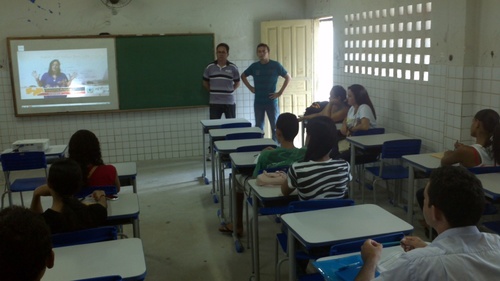 Educar é semear com sabedoria e colher com paciência. (Augusto Cury)