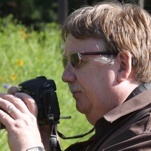 GeoffRundle's profile picture. Enthusiastic lefty guitar player with a nervous disposition who's getting on a bit