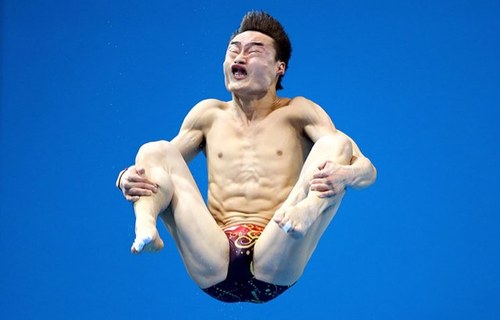 #teamfollowback promoting funny videos to the world wide web ,#IFollowBack , RT all links ,