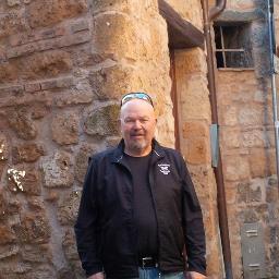 noiseyraven's profile picture. 