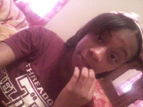 Im cool .. laiddback and fun !Ohh im pretty to Follow me .. Ill follow back