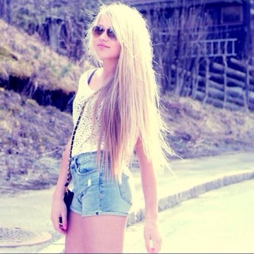 LouiseMahoneLA's profile picture. Meow