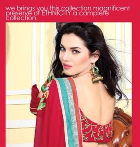 Aesha boasts of a wide range of sarees & suits. As our tagline goes, ‘The Complete She.’, it means to make every woman feel confident, beautiful & elegant.