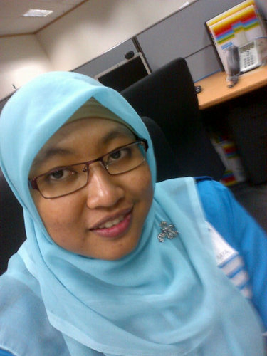 Why should I tell u 'bout myself? Play with me, u'll know me by urself..
