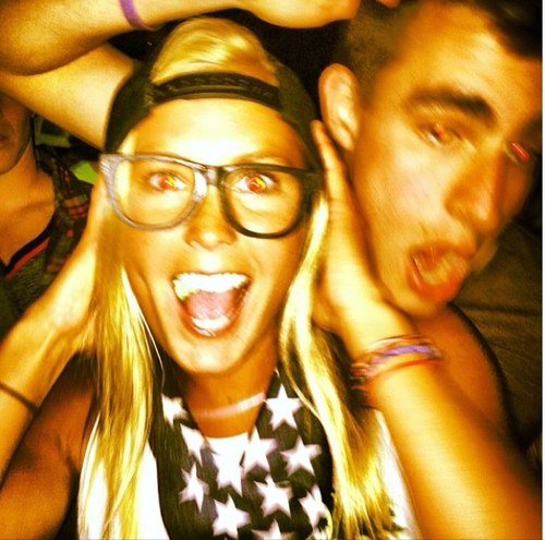 cosharkbait's profile picture. Come with me and let yourself go