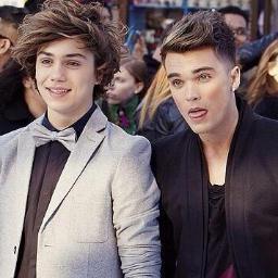 here to support @UnionJworld - follow us and we'll follow back:)

admins - Sophie&Annabelle&Emma!x