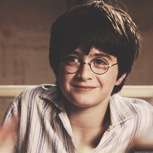 Flo_Harry_'s profile picture. Harry Potter, Bands, Books, The Hunger Games, Crap weekday tv, Food.