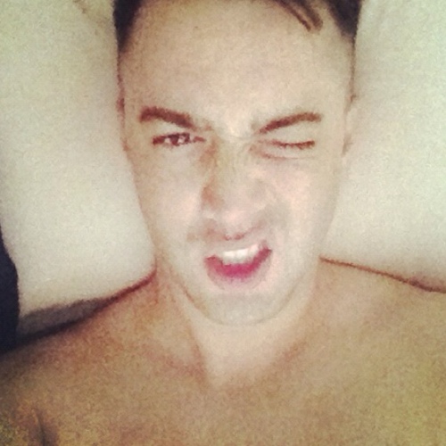 my facial expressions do the talking. 

INSTAGRAM: coreyseancash
YOUTUBE: coreyseancash