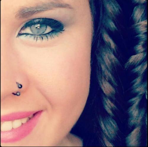 LeiiRuub's profile picture. Estudiante de Ingeniería Mecánica en la UPV. Futura peluquera, esteticién o similares. Adicta y amante de los tuits de feos/gordos/chonis. Aupa #Athletic