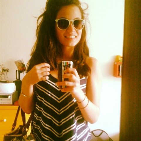 cmousson's profile picture. Ce que vous faites est insignifiant mais il est très important que vous le fassiez. GANDHI.