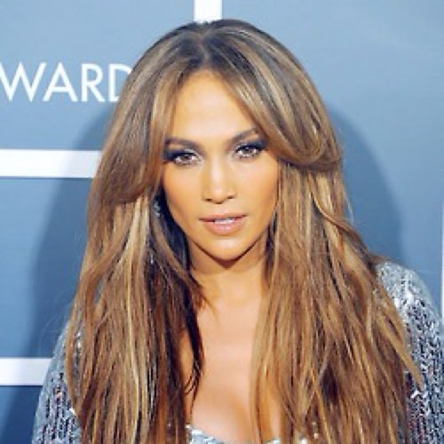 Soy Jennifer Lopez actualmente compito por el titulo del culo mas grande junto con louis tomlinson.
Soy actríz, cantante y bailarina. #HotMama