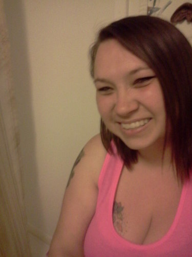 Hi, im 32 and live in Rock hill, SC. Im going threw a divorce.