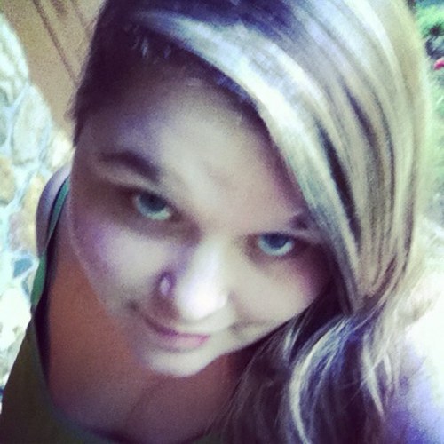 Nothing but a sweet country girl (: FOLLOW ME I FOLLOW BACK