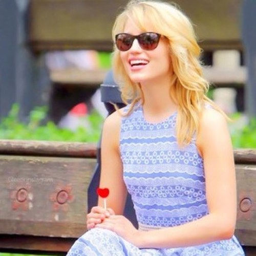 RoseJCharming's profile picture. 