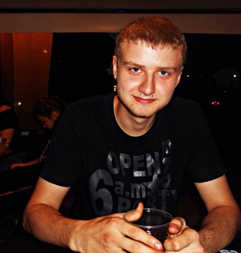 MusicZuum's profile picture. Music, Love, Sex, Drugs, Parties, Money, Fights, Alcohol, Guys, Girls, Water Parks, Roller Coasters, Destroy, NRJ